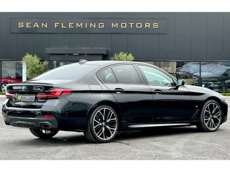 2022 BMW 5-Series - photo 3