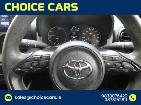 2022 Toyota Yaris - photo 9