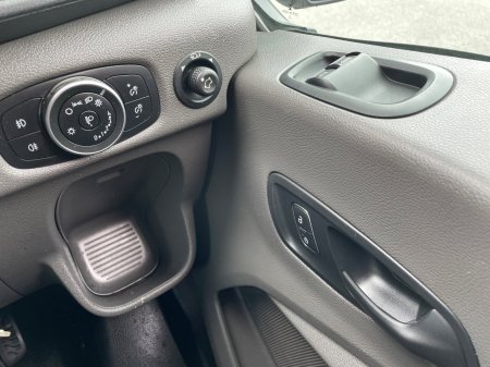 2021 Ford Transit - photo 22