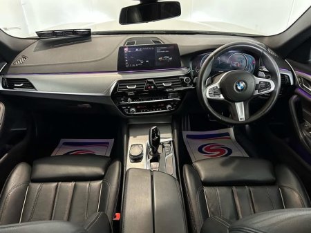 2018 BMW 5-Series - photo 18