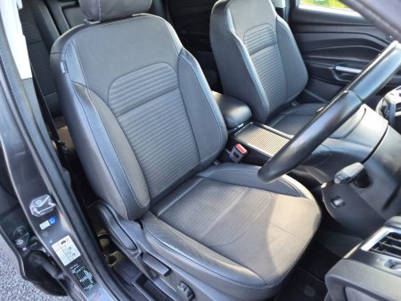 2017 Ford Kuga - photo 16
