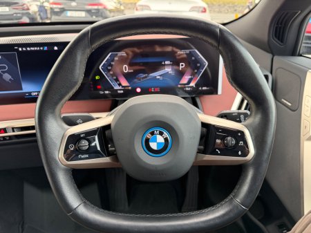 2022 BMW iX - photo 17