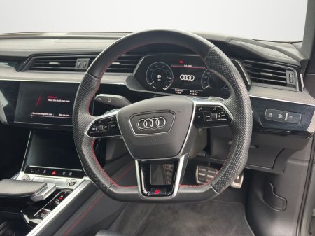 2023 Audi Q8 - photo 12