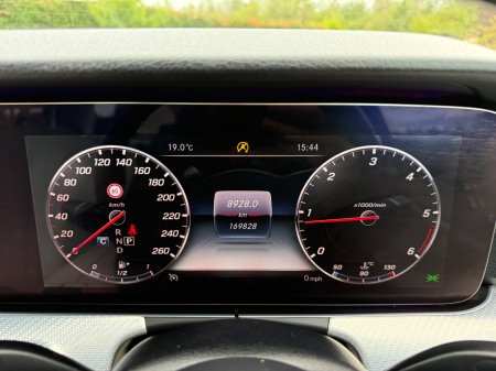 2019 Mercedes-Benz E-Class - photo 19