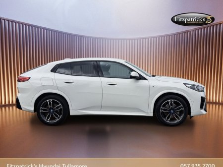 2024 BMW iX2 - photo 3