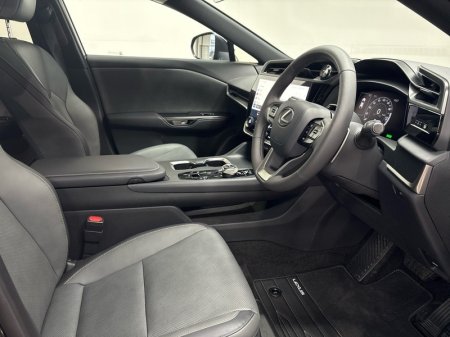 2025 Lexus RZ - photo 6