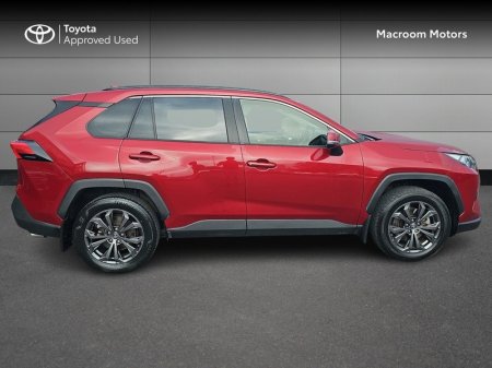 2024 Toyota RAV4 - photo 3
