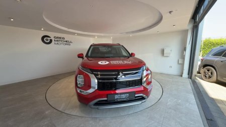 2026 Mitsubishi Outlander - photo 2
