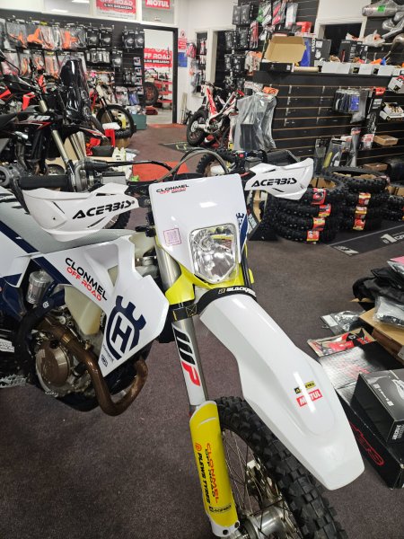 2020 HUSQVARNA Enduro - photo 6