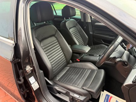 2022 Volkswagen Passat - photo 16