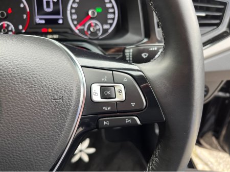 2021 Volkswagen Polo - photo 24