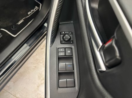 2022 Toyota RAV4 - photo 12