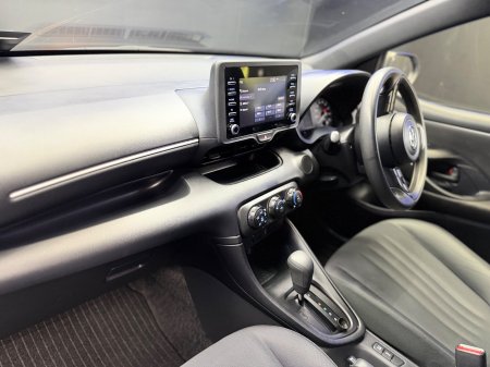 2020 Toyota Yaris - photo 16