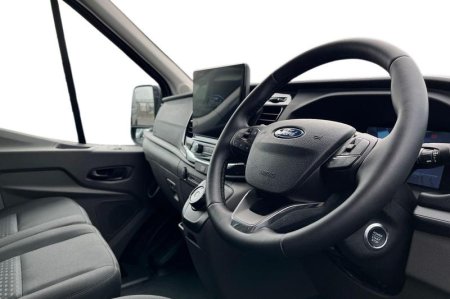 2025 Ford Transit - photo 14