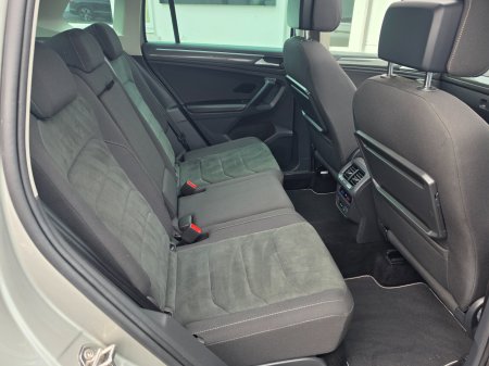 2020 Volkswagen Tiguan - photo 10