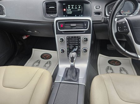 2017 Volvo V60 - photo 29