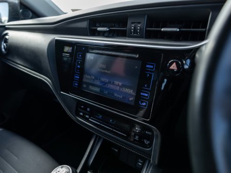 2017 Toyota Auris - photo 14