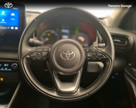 2024 Toyota Yaris - photo 8