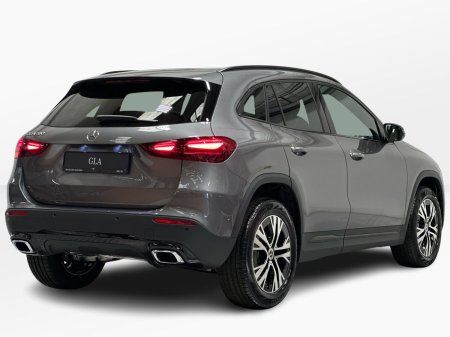2026 Mercedes-Benz GLA - photo 3