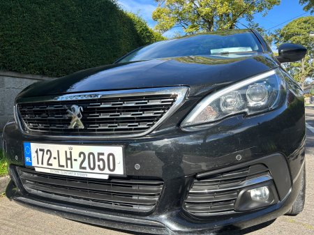 2017 Peugeot 308 1.2 PTech 130bhp Allure