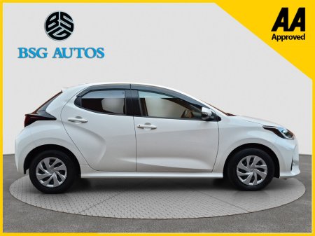 2020 Toyota Yaris - photo 9