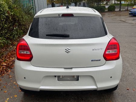 2018 Suzuki Swift - photo 2