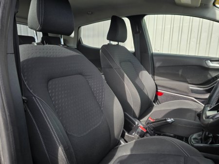 2019 Ford Fiesta - photo 11