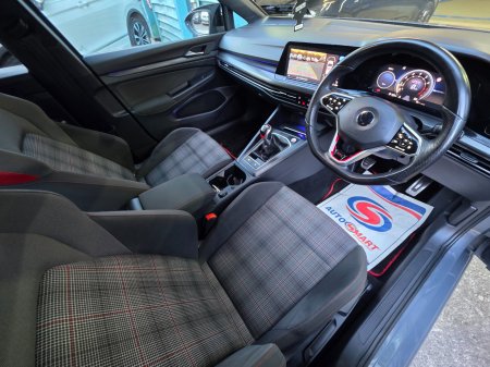 2021 Volkswagen Golf - photo 16