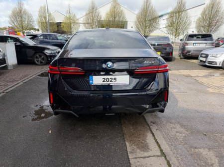 2025 BMW 5-Series - photo 4