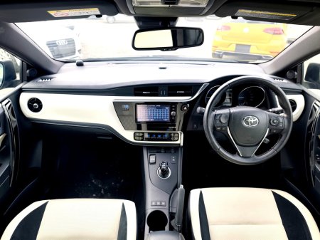 2017 Toyota Auris - photo 9