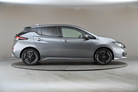 2023 Nissan Leaf - photo 11