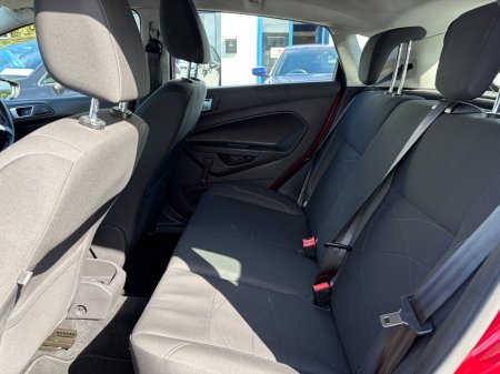 2017 Ford Fiesta - photo 6