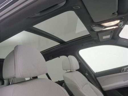 2025 BMW X5 - photo 25