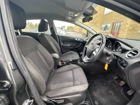 2017 Ford Fiesta - photo 10