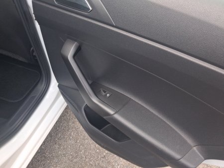 2018 Volkswagen Polo - photo 25