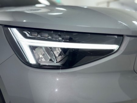 2023 Volvo XC40 - photo 9