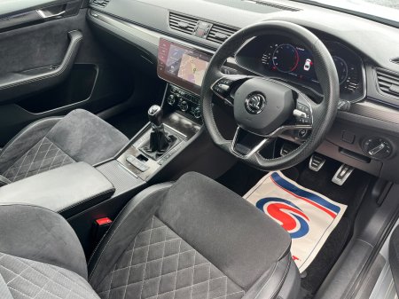 2022 Skoda Superb - photo 8