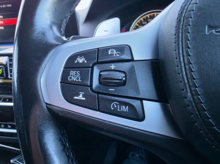 2017 BMW 5-Series - photo 26