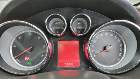 2012 Opel Insignia - photo 23