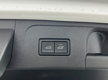 2020 Volkswagen Passat - photo 18
