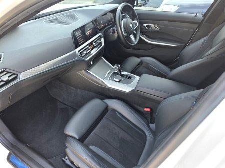 2021 BMW 3-Series - photo 16