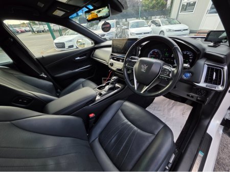 2021 Toyota Crown - photo 3