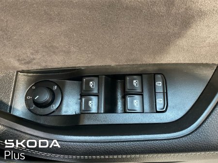 2021 Skoda Superb - photo 24