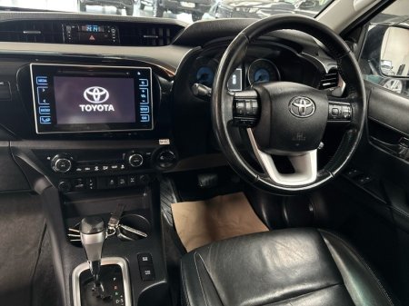 2019 Toyota Hilux - photo 8