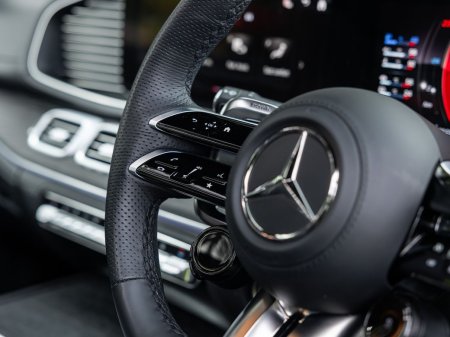 2025 Mercedes-Benz GLE - photo 17