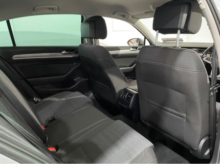 2022 Volkswagen Passat - photo 15