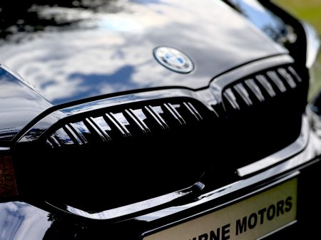 2023 BMW 3-Series - photo 21