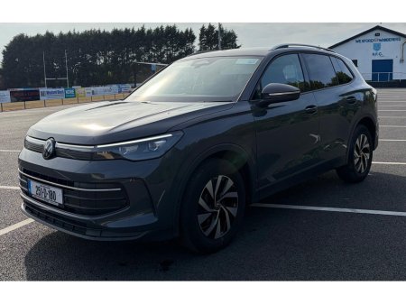 2025 Volkswagen Tiguan - photo 6