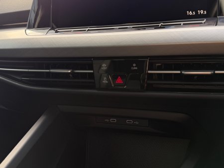 2021 Volkswagen Golf - photo 27