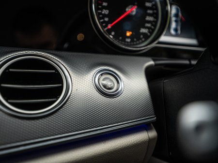 2018 Mercedes-Benz E-Class - photo 23
